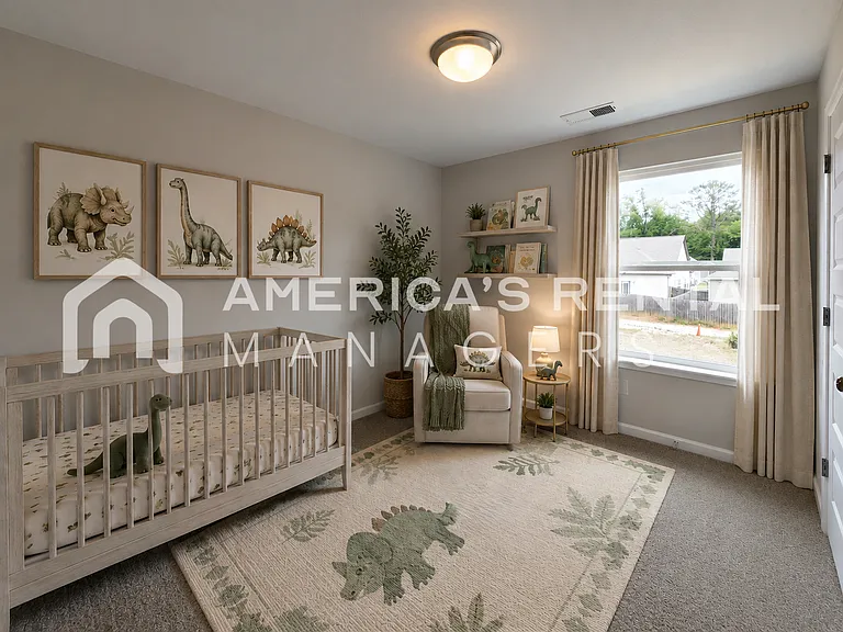 105 Park Dr S — Photo 3