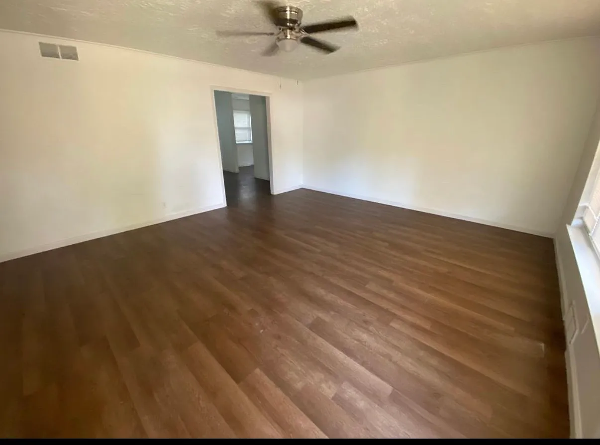 3 bed, 1460 sqft, $1,450 — Photo 3