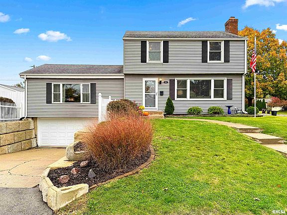 2nd image of 3900 N Sherwood Ave