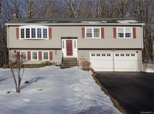 126 Woodsvale Rd, Madison, CT 06443