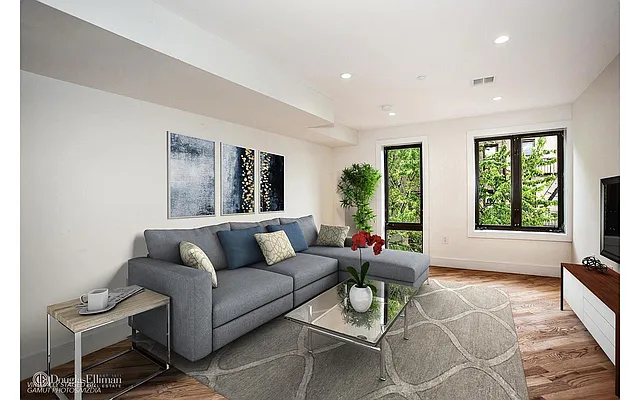 Rented by Douglas Elliman | media 14