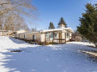 170 North College Drive, Platteville, WI 53818