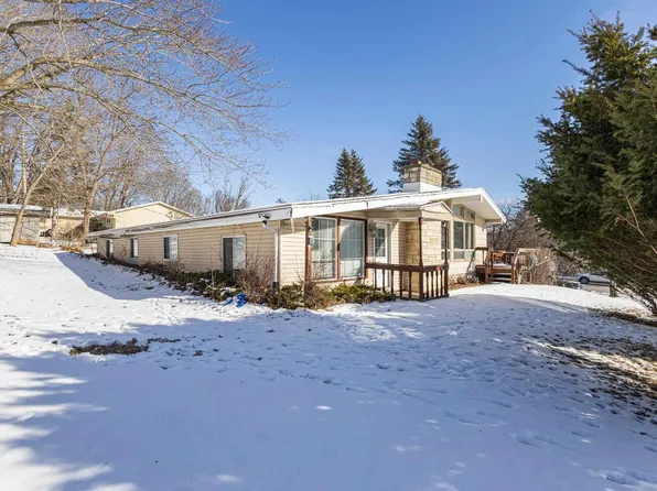 170 North College Drive, Platteville, WI 53818