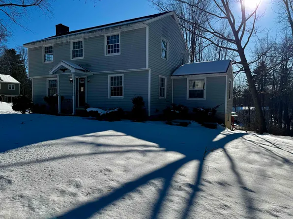 2 Sweetbriar Lane, Rochester, NH 03867