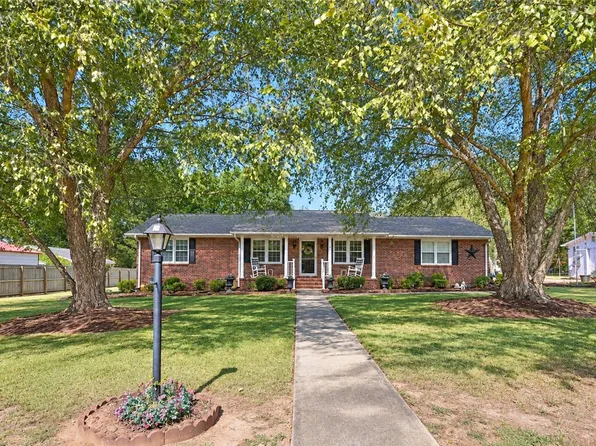 813 Ivy Cir, Anderson, SC 29621
