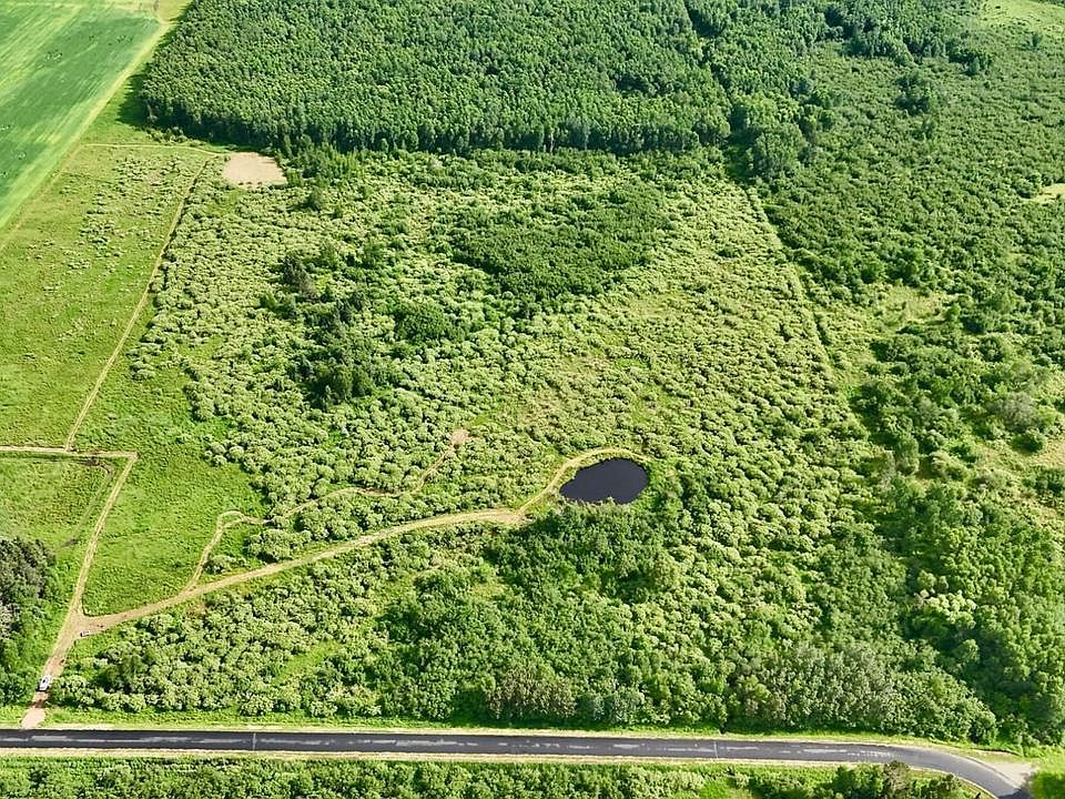 1st image of On RANGELINE ROAD