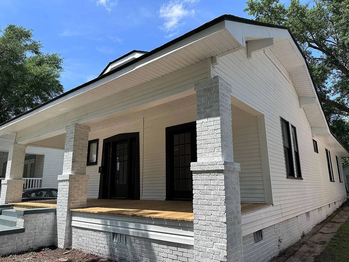Building Photo - 228 Rutherford St