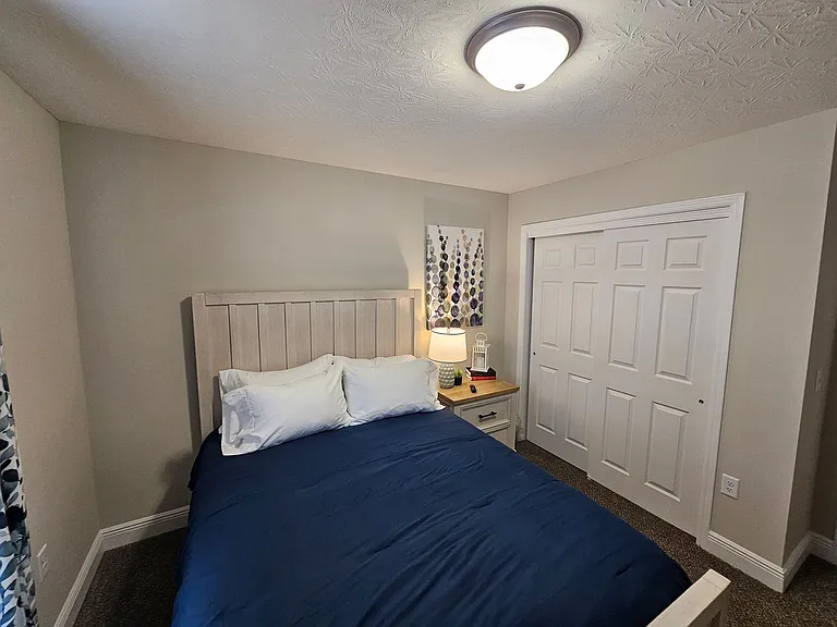 2224 Morris Ave — Photo 44