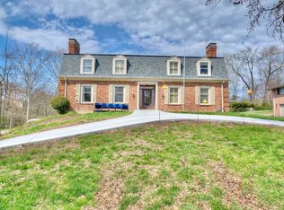 2626 Shaker Rd, Lakeside Park, KY 41017