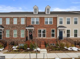 10706 Larkswood St, Middle River, MD 21220