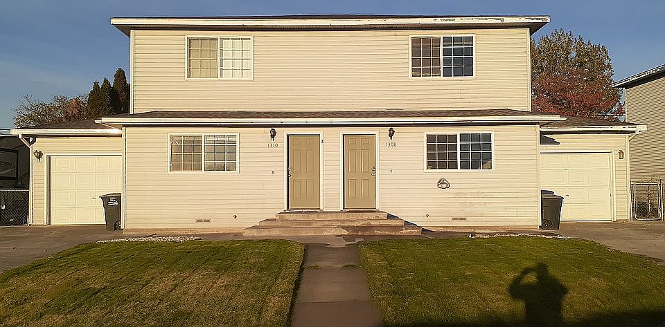 1st image of 1308/1310 W Lakeside Dr