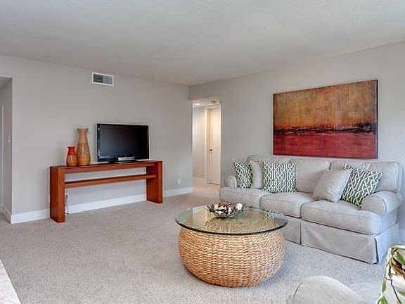 5th image of 1632 San Miguel Dr