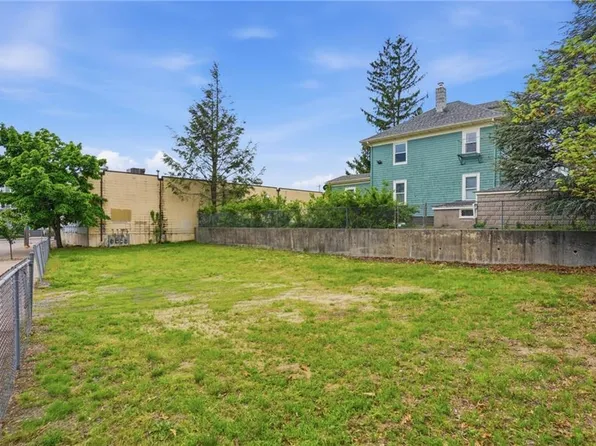 0 Columbia Ave, Pawtucket, RI 02860
