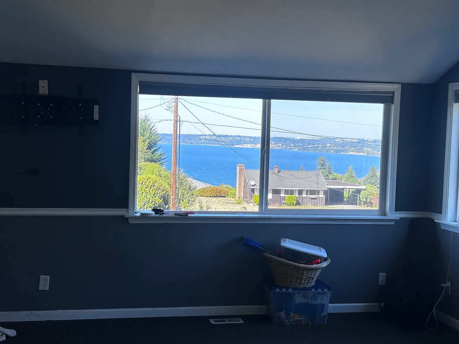 5 bed, 2.5 bath, 3600 sqft, $4,800 — Photo 3