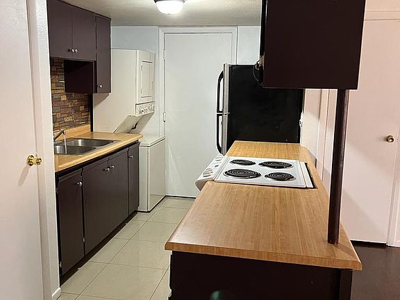 3rd image of 1537 Lorilyn Ave