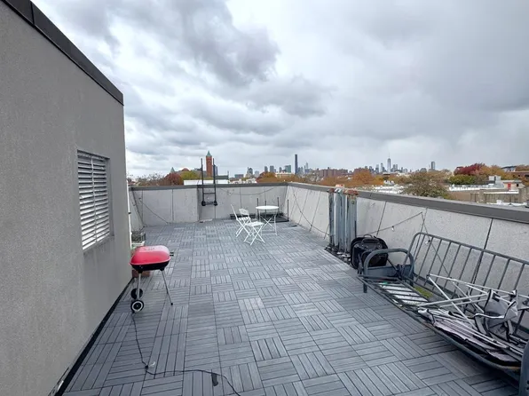 365 Tompkins Avenue image 14 of 14