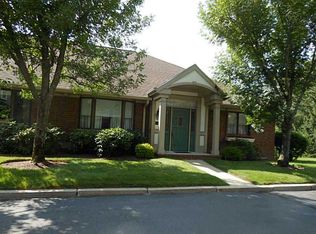 308 Dean Ridge Ct, Cranston, RI 02920