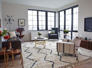 4550 Pearson St APT 3K, Long Island City, NY 11101