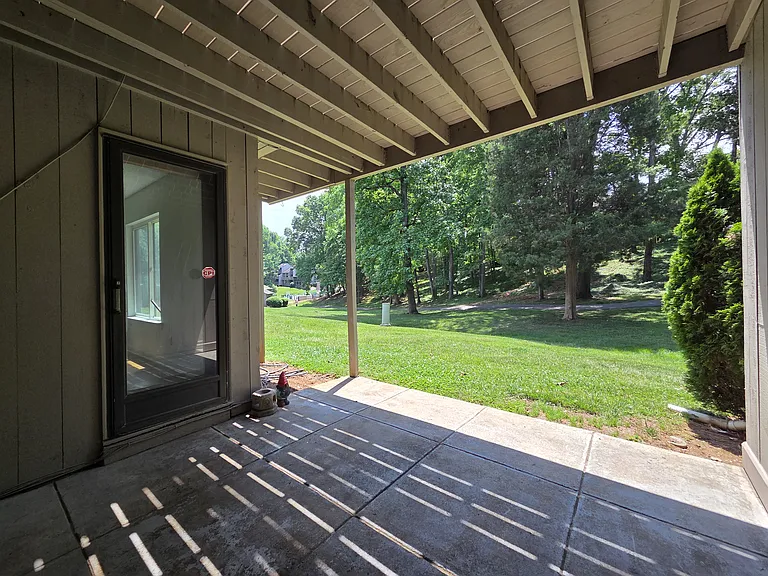 23 Longbow Ct — Photo 30