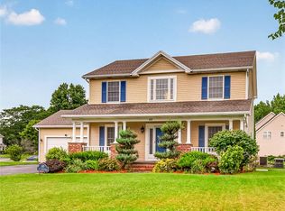 44 Cape Henry Trl, West Henrietta, NY 14586