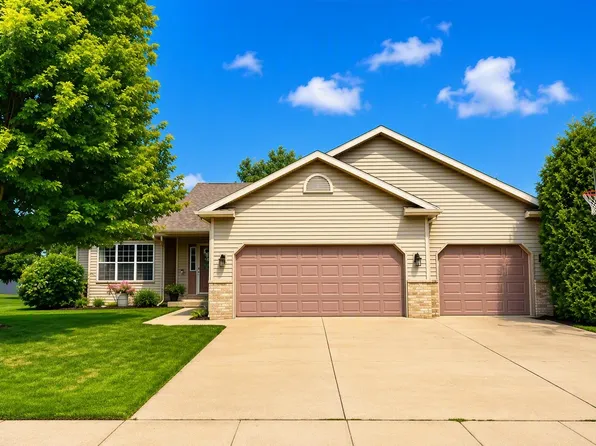 808 Hanksfield Pl, Prairie Du Sac, WI 53578