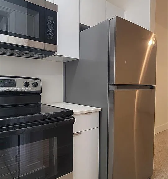 620 SW 6th Ave #2 — Photo 4
