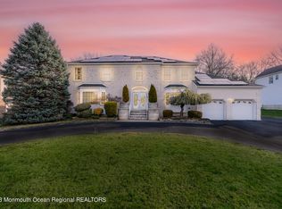 12 Julies Way, Howell, NJ 07731