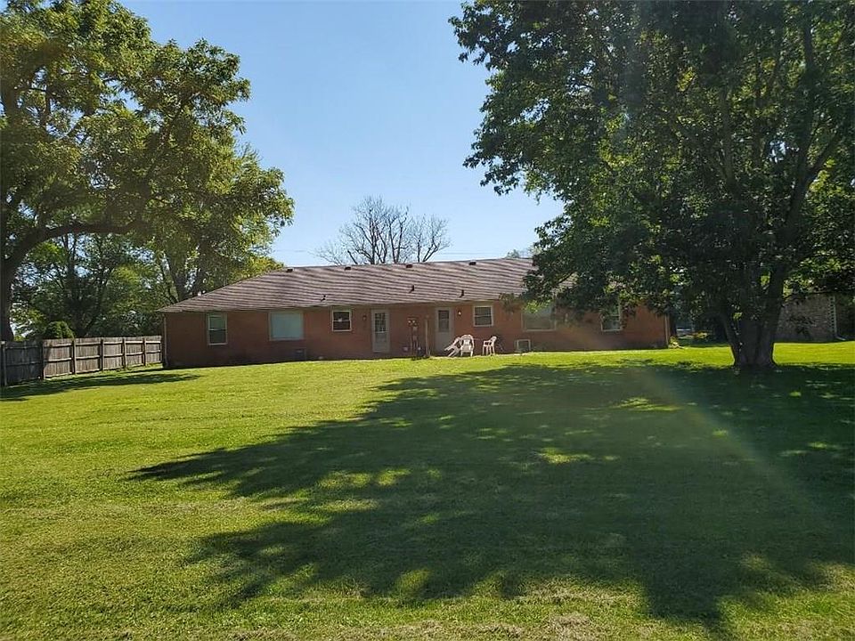 2nd image of 4491 N Rangeline Rd