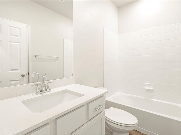 The Red Feather interior image taken at a Meritage Homes community in Colorado Springs, CO.