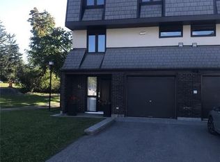 655 Richmond Rd #51, Ottawa, ON K2A3Y3