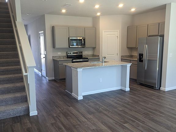 5th image of 14584 MACADAMIA Lane #288