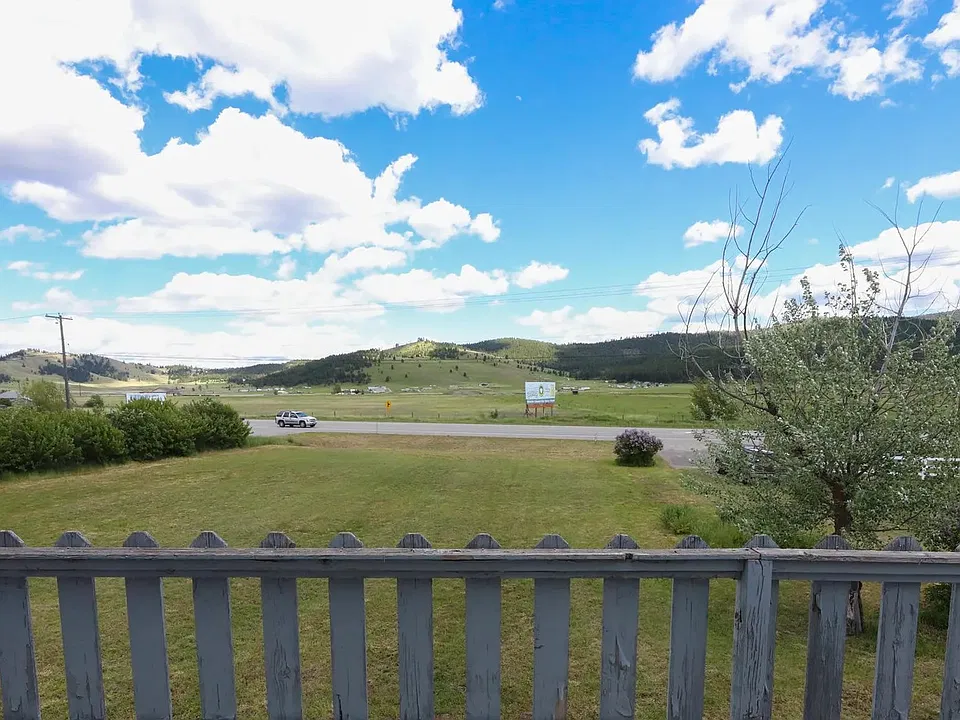 3259 US Highway 2 W