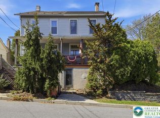 3225 S Front St, Whitehall, PA 18052