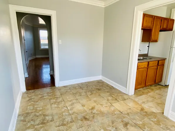 5912 W 26th St APT 3A, Cicero, IL 60804