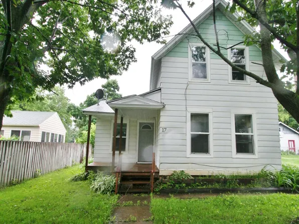 17 2nd St NE, Dodge Center, MN 55927