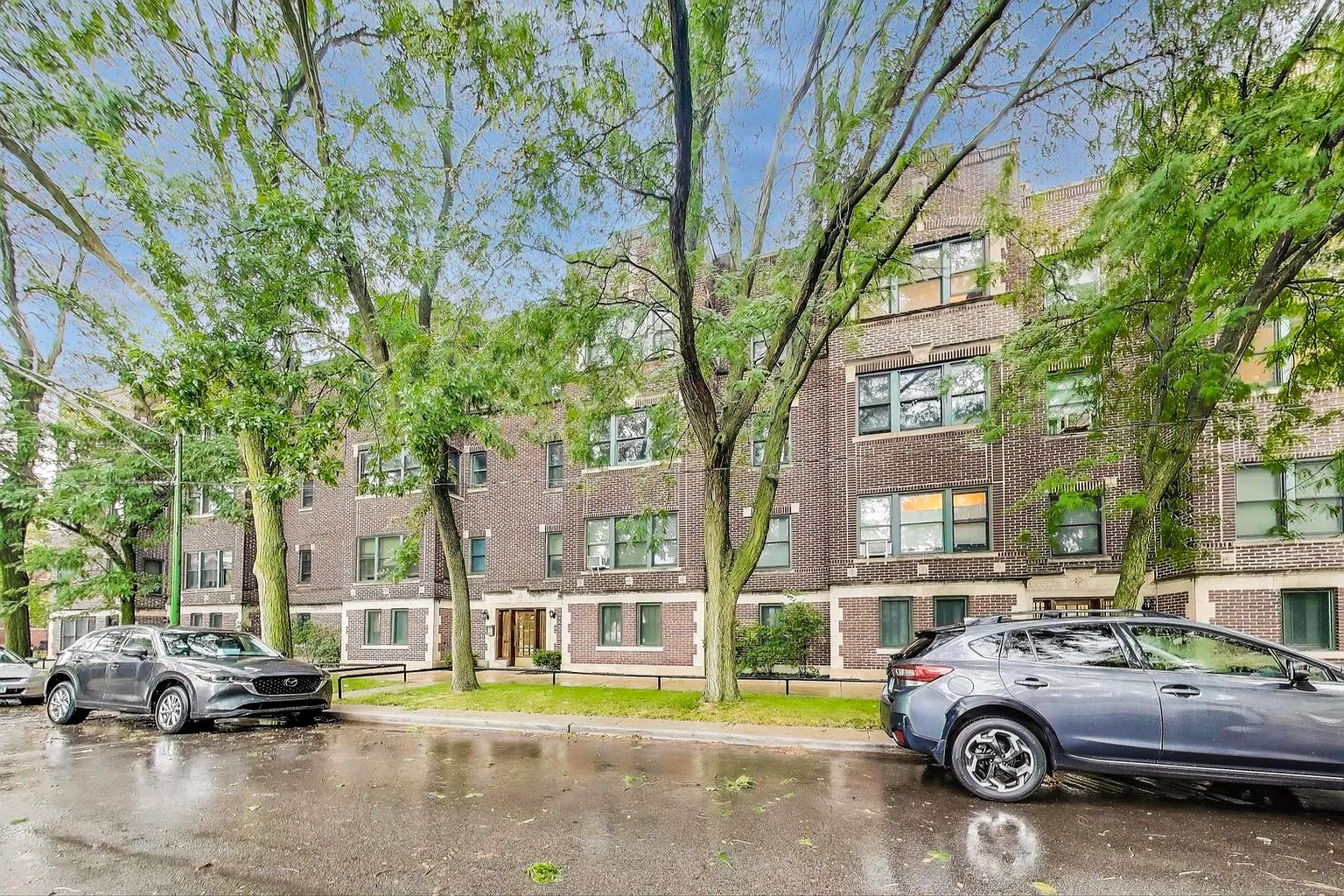1308 E 56th St #2 photo 1