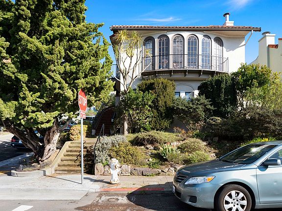 3rd image of 1800 17th Ave