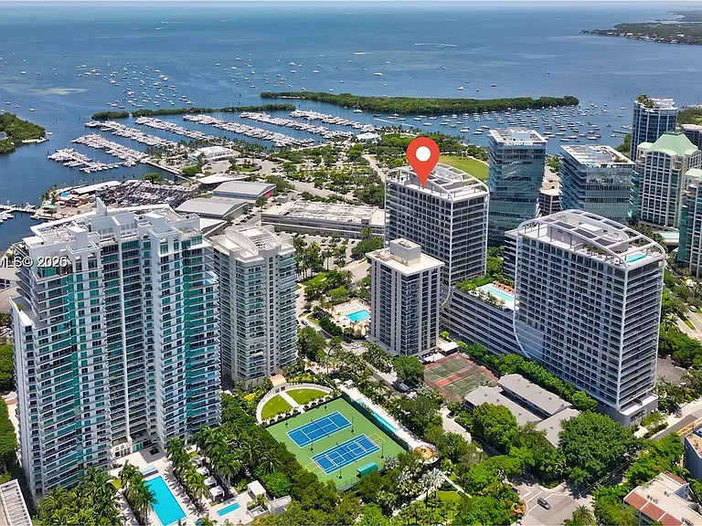 2655 S Bayshore Dr #403 — Photo 39