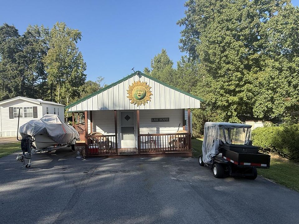 1st image of 194 Whispering Pines Blvd