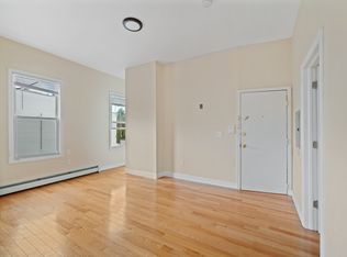 1139 Summit Ave APT 4, Jersey City, NJ 07307