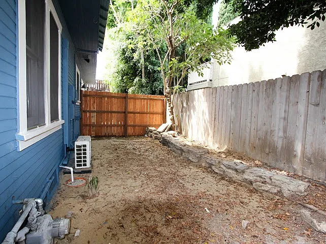 345 N Colorado Pl #1/2