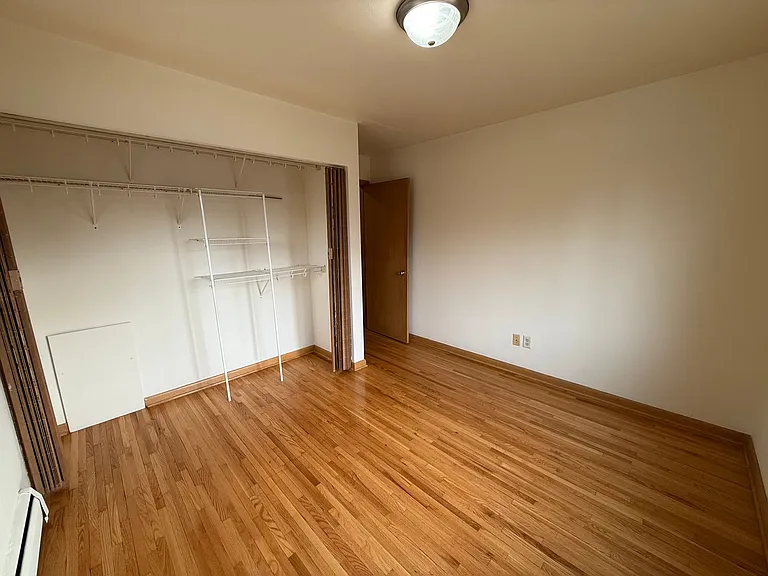 643 Cleveland Ave S — Photo 22