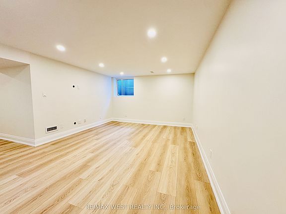 2nd image of 2 Wichey Rd #Basement