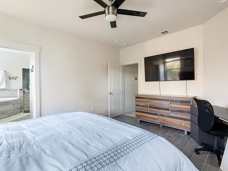21513 Santa Carlo Ave — Photo 23