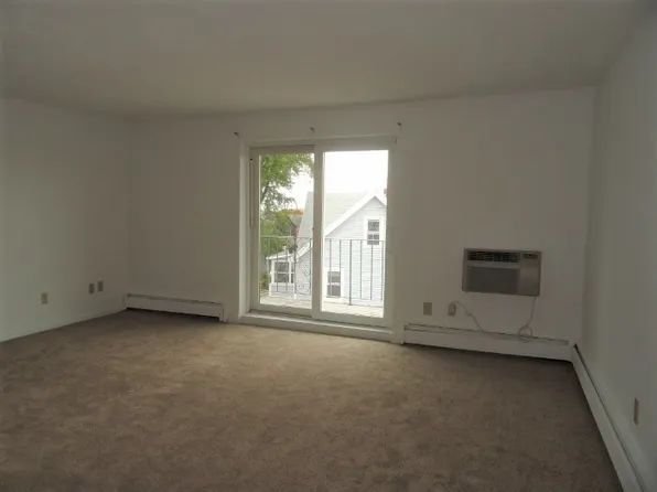 (undisclosed Address), Malden, MA 02148
