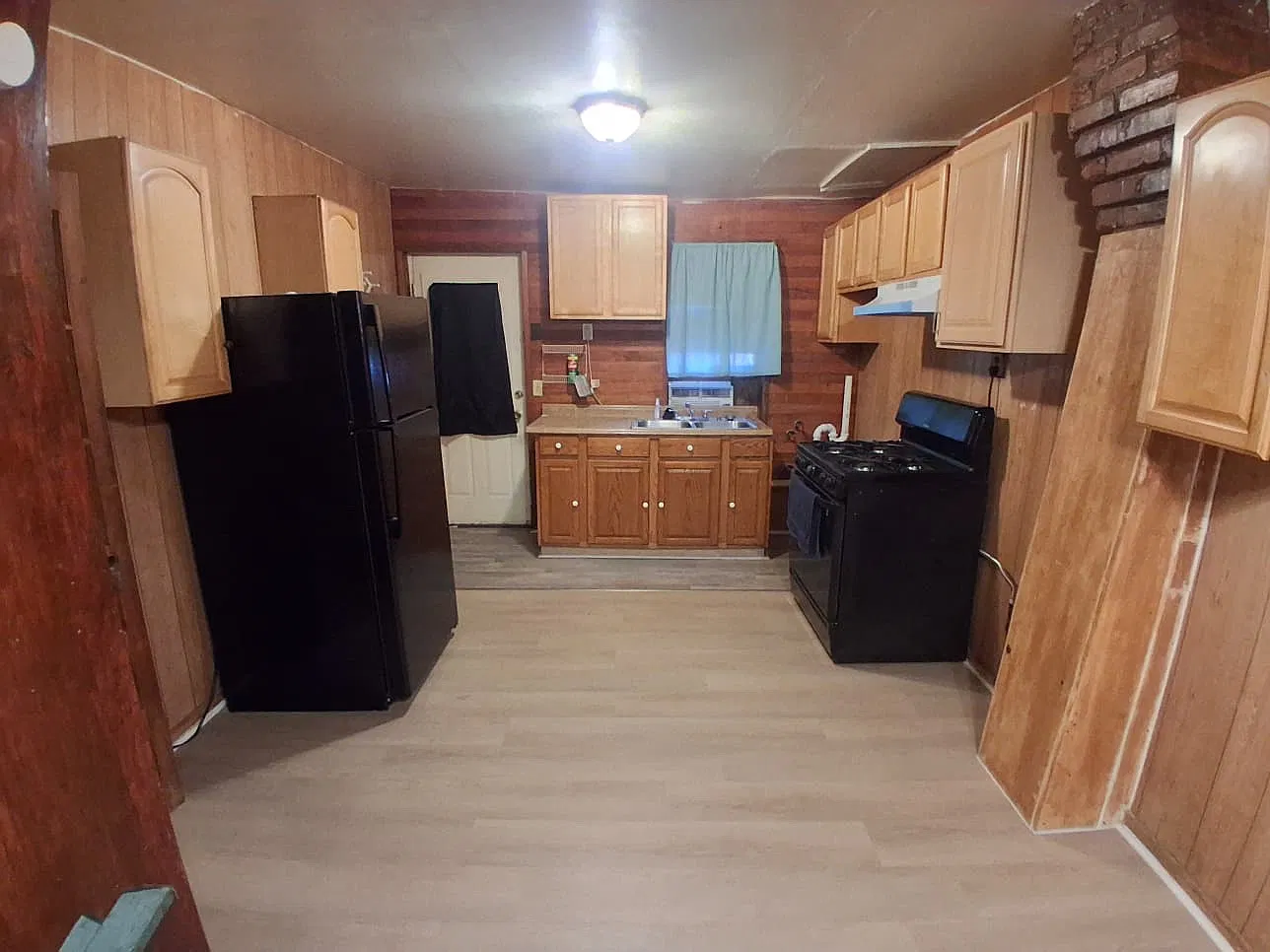 2 bed, 850 sqft, $1,000 — Photo 2