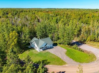 25488 S Oneco Rd, Calumet, MI 49913