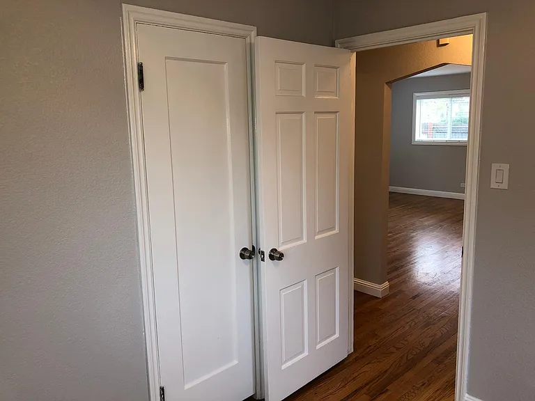 1725 Lansing St — Photo 30