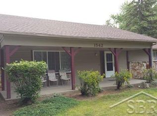 1542 N Miller Rd, Saginaw, MI 48609