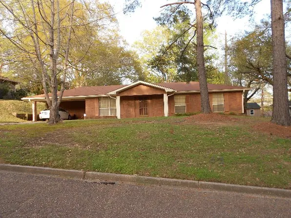 702 Hickory St, Vicksburg, MS 39180